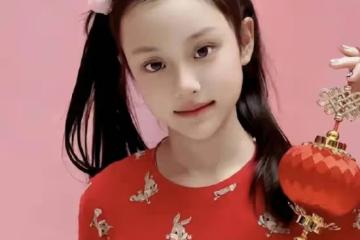 賈乃亮女兒甜馨生日派對曝光，裝扮樸素但場景奢華，形成鮮明對比