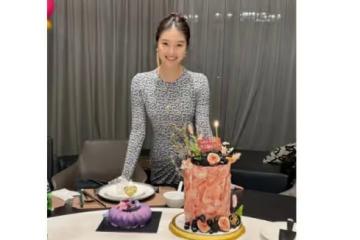 文章大女兒曬16歲生日照，成熟裝扮美翻了，分別與爸媽同框超開心