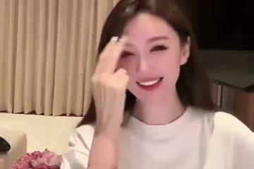 離了個大譜！葉珂自曝從不在學校上廁所肚子痛憋著，笑死在評論區