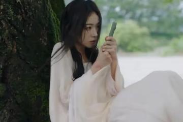 空降就拿下熱榜第一,女性復仇爽劇火了,吳謹言成功讓觀眾入坑