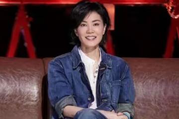 50歲王菲終於傳來喜訊,經紀人親自實錘,網友滿屏祝福恭喜