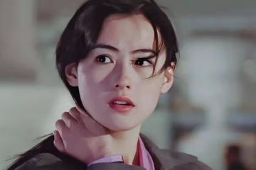 張柏芝節目駕車陽光映照,美貌驚艷同車女嘉賓,網友盛讚天生麗質