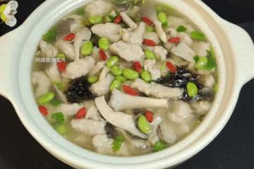 天一冷，喝雞湯不如先喝此湯！沒食慾時來一鍋，有肉有豆有菌菇、鮮爽不膩