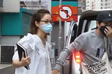 57歲關詠荷消瘦現身，因弟弟爬山墜亡大受打擊，張家輝擔憂不已