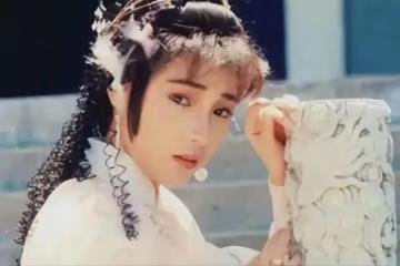 戚美珍作為TVB五美之一,無論是古裝還是現代裝都好美的!