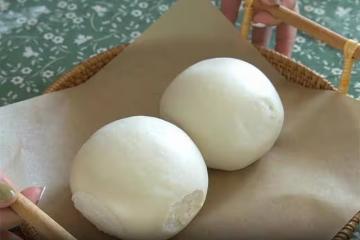 最近很火的剩饅頭做法，加點配菜，飯店賣20一盤，在家成本才3元