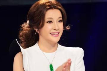 劉曉慶自曝人生大起大落,從富豪到階下囚之後奪影視獎!網友熱議