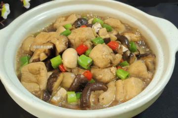 蓮藕、蘿蔔靠邊站,這菜才是秋補菜王!簡單燜一鍋,有豆有菌菇、滑嫩又爆汁