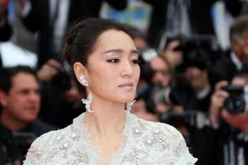 鞏俐最新近況曝光：年歲漸長，女神風範依舊睥睨眾人