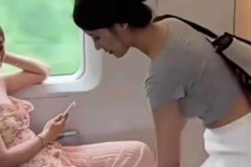 乘捷運碰上「潔癖女」,落座前先墊衛生紙,可接下來她「一舉動」讓在座各位慚愧不已:錯怪她了