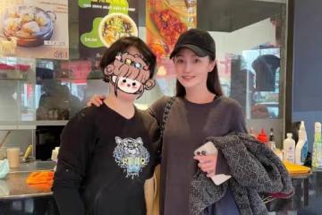 還忘不了文章?42歲姚笛近況,現身加拿大被偶遇,素顏露面狀態超好