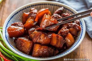 豬肉腥味最怕它,燉豬肉時加「1勺」,軟糯不柴,香味濃郁,好吃