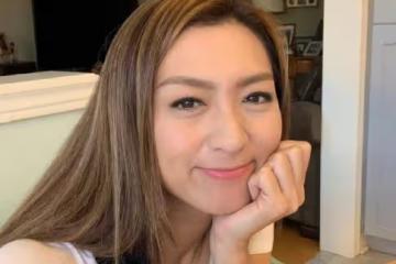 TVB實力女星近況曝光！出席活動大秀完美身材，修長美腿成焦點