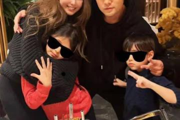 周杰倫曬家庭溫馨照，大女兒背妹妹顯成長，網友熱議時光飛逝