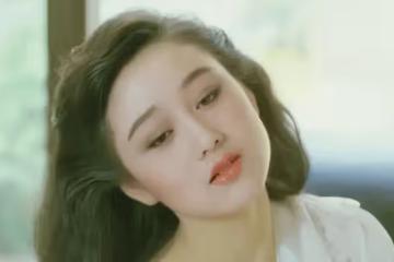 利智算不算頂級美人？看看她和翁虹、關之琳的合影就一目了然了！