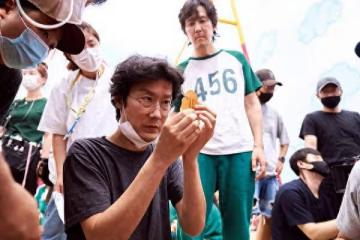 拍《魷魚遊戲》傳掉6顆牙 導演更正:起碼掉8顆!
