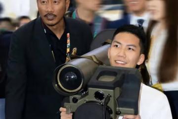 小小年紀集齊霸總元素!胡軍兒子康康15歲身高185,長大後氣質更A了