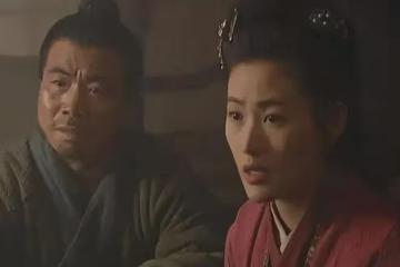 武大郎扮演者宋文華：身高1米4曾獲武術冠軍，娶了高30厘米美女