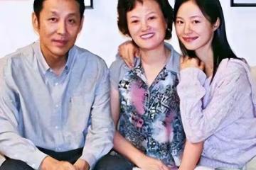 娛樂圈頂流家庭：丈夫是老戲骨，妻子是主持人，女兒成副教授！