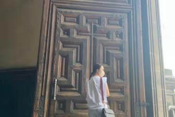 感情路上一路坎坷！祝福她能得到自己想要的幸福生活