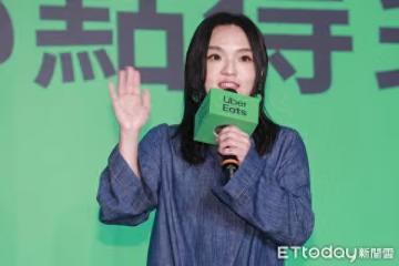 她「匿名訂單」素顏拿外送沒被認出⋯　身份曝光竟是天后徐佳瑩