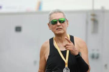 69歲周潤發消瘦滿頭白髮！跑步力破患癌傳聞將合作陳思誠