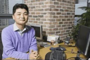 貧寒學子，用不到20年時間，背靠騰訊和阿里，躋身頂級富豪圈
