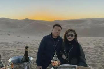 ​62歲關之琳與小鮮肉在一起，女神容光煥發，差幾十歲卻像同齡人