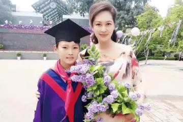 20歲成名買豪宅,嫁大19歲導演生一子,得知丈夫最愛另有其人後她怎麼樣了?