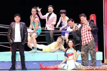 《瘋狂電視台》演出15年宣布「關台」 趙正平陸巡演⋯女粉舉牌:趙哥我愛你