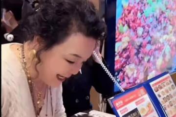 汪小菲實力打臉黑粉去北大授課!張蘭國貿店請姐妹吃飯遭粉絲圍堵