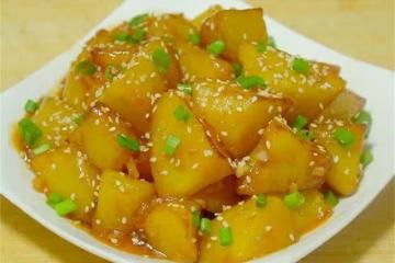 糖醋土豆想要好吃,糖醋汁最關鍵,教你一個訣竅,在家也能做大廚
