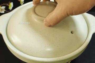 冬天不懂吃這菜太虧了,賽過了吃魚吃肉!簡單燜一鍋,嫩到無敵、口口爆汁,熱乎乎的和冬天最配