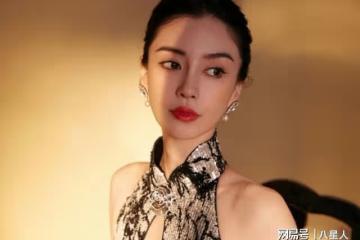 黃曉明後悔離婚?baby罕見出席活動,狀態依舊在線,身材纖細笑容甜