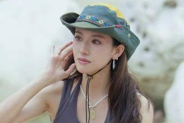 TVB視後蔡思貝無劇可拍，壓力大到出現幻聽，在車內痛哭發泄情緒
