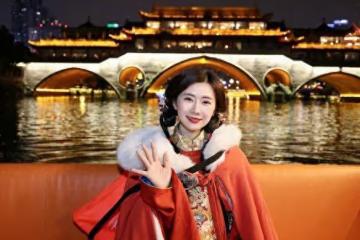 福原愛近況照疑修過頭！　陸網認不出：像微胖版林志玲