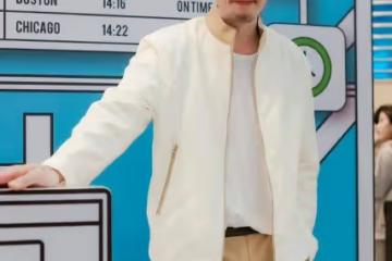 尷尬！TVB視帝陳豪現身南京，與同行小生被錯認成父子