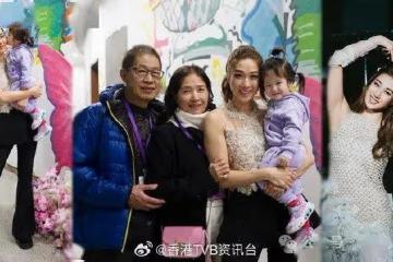 鍾嘉欣佛山個唱座無虛席 獲父母撐場 爆孻女聲靚 後繼有人
