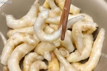 它是「菜中人參」，12月遇到別手軟，隨手一做，鮮脆好吃，特開胃