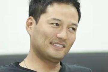 他是《人魚小姐》里的貴公子「李朱旺」，一切美好徒留電視里