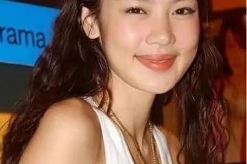 樂基兒媽媽罕見露面，母女更似姐妹，二婚定居美國享受闊太生活