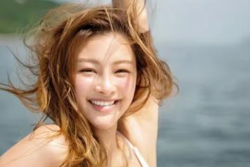 TVB知名女星遭質疑炫富!開200萬支票送母親,美容生意月入百萬