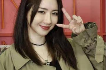 菊梓喬戀愛再添新證，男友曾挑戰網民底線，網民質疑：姐姐好餓