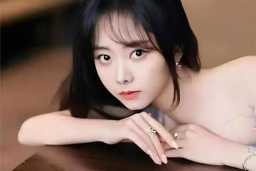 譚松韻靚麗寫真露出事業線！膚白貌美大長腿性感撩人