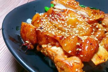 照燒蒜香版雞腿飯的做法