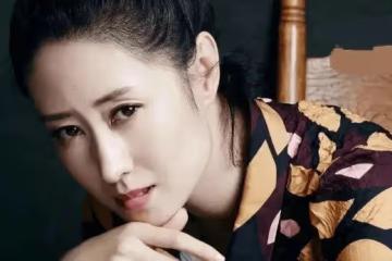 47歲劉敏濤擺脫婚姻束縛，自立自強成人生贏家，她的故事多勵志？