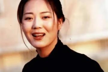 曾經美得一塌糊塗,倒追小六歲的丈夫,婚後她賺錢丈夫養家夫妻恩愛13年
