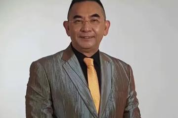TVB前知名老戲骨攜妻定居內地!簽約新經紀公司,準備直播帶貨