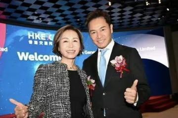 TVB視帝罕見曬兒子近照！16歲小傢伙打扮個性，被封迷你版黃子華