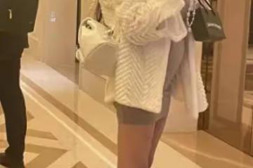 葉珂大肚子曝光被傳是六個月女兒!黃曉明被拿捏得死死的